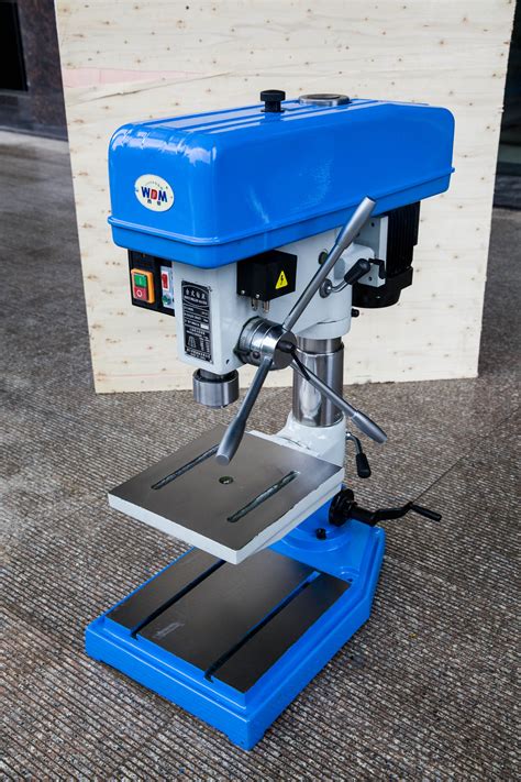 drilling and tapping machine